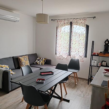 Les Chataigniers Appartement Meuble Saint-Sebastien  Luaran gambar