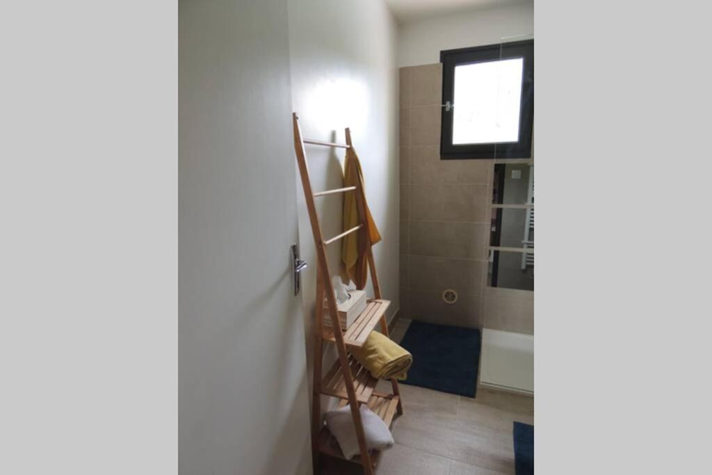 Les Chataigniers Appartement Meuble Saint-Sebastien  Luaran gambar
