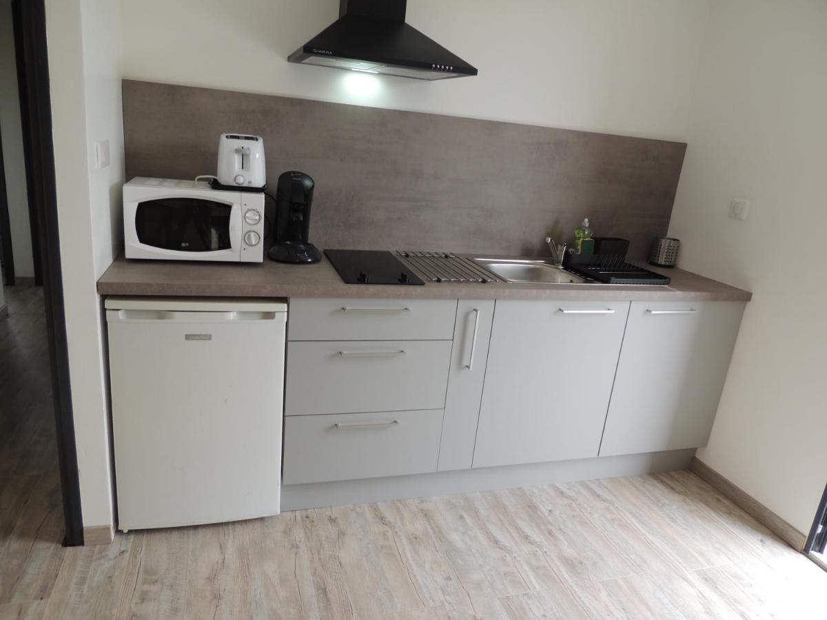 Les Chataigniers Appartement Meuble Saint-Sebastien  Luaran gambar
