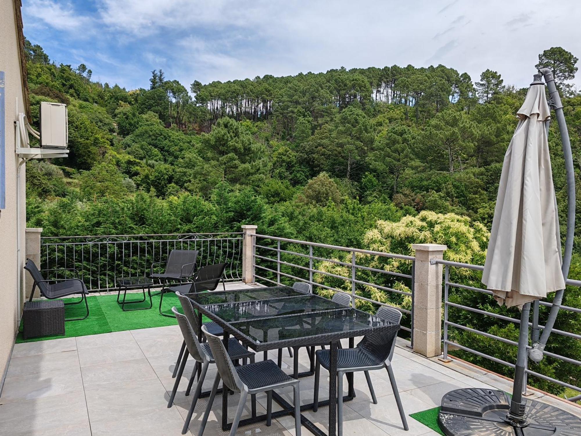 Les Chataigniers Appartement Meuble Saint-Sebastien  Luaran gambar